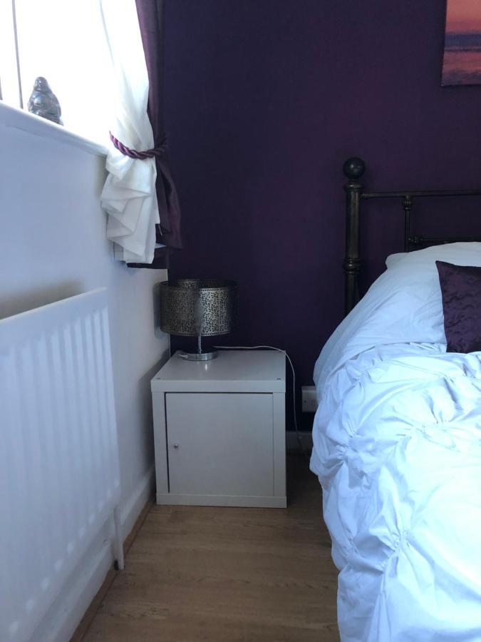 Home From Home, Close To Redditch Hospital Abb 외부 사진